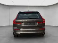 Gebraucht Volvo XC60 Core 250 PS (183 kW) 2024 Platinum grey metallic SUV