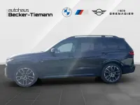 Neu BMW X7 Exclusive 352 PS (258 kW) 2026 Carbonschwarz metallic SUV