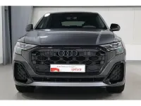 Gebraucht Audi Q8 Business 210 PS (154 kW) 2025 Grau SUV