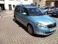 Gebraucht Skoda Roomster Plus Edition 105 PS (77 kW) 2012 Miami blau metallic Van / Kleinbus