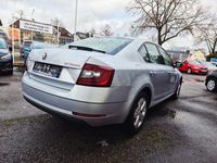 Gebraucht Skoda Octavia Style 116 PS (85 kW) 2019 Silber Limousine