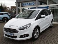 Gebraucht Ford S-MAX Titanium 165 PS (121 kW) 2019 Weiß Van / Kleinbus