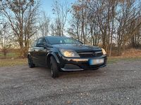 Gebraucht Opel Astra GTC 91 PS (66 kW) 2005 Schwarz Kleinwagen