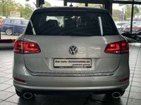 gebraucht VW Touareg 3.0 TDI BMT V6 4Motion R-Line, Leder