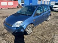 Gebraucht Ford Fiesta 80 PS (58 kW) 2002 Blau Kleinwagen