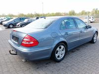 Gebraucht Mercedes E280 Elegance 177 PS (130 kW) 2004 Blau Limousine