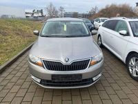 Gebraucht Skoda Rapid Drive 105 PS (77 kW) 2014 Beige Limousine