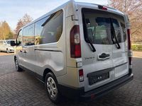 Gebraucht Renault Trafic 150 PS (110 kW) 2024 Silber Van / Kleinbus