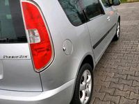 Gebraucht Skoda Roomster 85 PS (62 kW) 2011 Silber Van / Kleinbus