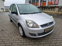 Gebraucht Ford Fiesta 69 PS (50 kW) 2007 Silber Kleinwagen