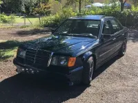 Gebraucht Mercedes 230 136 PS (100 kW) 1986 Blau Limousine