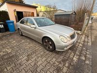 Gebraucht Mercedes E200 Avantgarde 163 PS (119 kW) 2004 Silber Limousine