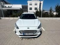 Gebraucht Ford Focus 150 PS (110 kW) 2019 Weiß Kombi
