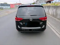 Gebraucht VW Touran Highline 150 PS (110 kW) 2016 Schwarz Van / Kleinbus