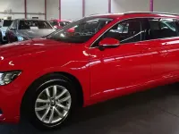 Second-hand VW Passat 122 CP (89 kW) 2023 Roșu Break