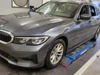 gebraucht BMW 320 d Touring Advantage Automatik Aut. Panorama