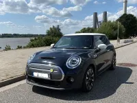Gebraucht Mini Cooper SE 135 kW (184 PS) 2021 Schwarz Kleinwagen
