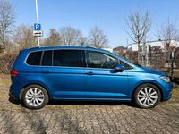 Gebraucht VW Touran Highline 190 PS (139 kW) 2016 Blau Van / Kleinbus