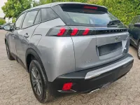 Gebraucht Peugeot 2008 131 PS (96 kW) 2022 Schwarz SUV