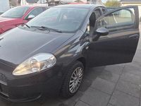 Gebraucht Fiat Punto Dynamic 77 PS (56 kW) 2009 Grau Kleinwagen