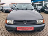 Gebraucht VW Polo 75 PS (55 kW) 1999 Blau Kombi
