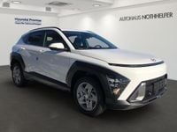 Neu Hyundai Kona Trend 139 PS (102 kW) 2025 Weiß (atlas white / sol) SUV