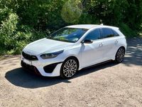 Gebraucht Kia Ceed GT GT 204 PS (150 kW) 2023 Weiß Limousine