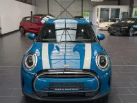 Używany Mini Cooper Classic 136 KM (100 kW) 2023 Niebieski Hatchback
