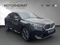 Neu BMW iX2 Performance 150 kW (204 PS) 2025 Schwarz SUV