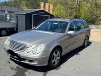 Second-hand Mercedes E220 150 CP (110 kW) 2006 Gri Berlinǎ