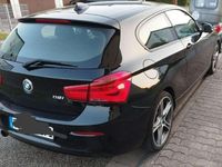 Gebraucht BMW 118 Advantage 136 PS (100 kW) 2017 Schwarz Kleinwagen