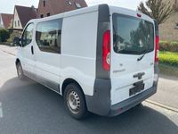 gebraucht Renault Trafic 2.0 dCi passenger *6-Sitzer*Klima*Standheizung*