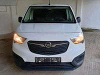 Gebraucht Opel Combo 102 PS (75 kW) 2022 Lackierung weiss icy/typ ausse Van / Kleinbus