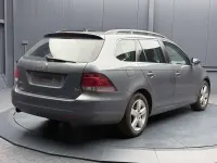 Gebraucht VW Golf VI Style 105 PS (77 kW) 2011 Platinum grey metallic Kombi