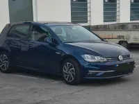 Gebraucht VW Golf VII 131 PS (96 kW) 2018 Blau Limousine