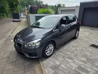 Gebraucht BMW 220 Advantage 192 PS (141 kW) 2017 Mineralgrau metallic Van / Kleinbus