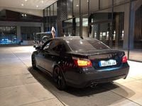 Gebraucht BMW 545 333 PS (244 kW) 2005 Blau Limousine