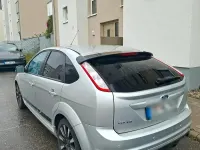 Gebraucht Ford Focus 115 PS (84 kW) 2010 Silber Limousine
