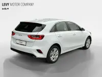 Gebraucht Kia Ceed Vision 140 PS (102 kW) 2025 Weiß Kleinwagen