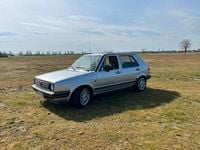 Second-hand VW Golf II 75 CP (55 kW) 1987 Hatchback