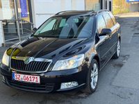 Gebraucht Skoda Octavia Elegance 140 PS (102 kW) 2012 Schwarz Kombi