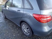 Gebraucht Mercedes B220 170 PS (125 kW) 2014 Grau Van / Kleinbus