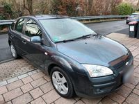 Gebraucht Ford Focus 100 PS (73 kW) 2007 Grau Limousine