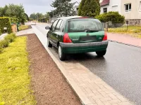 Gebraucht Renault Clio 55 PS (40 kW) 2001 Grün Kleinwagen