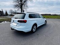 Gebraucht VW Passat 150 PS (110 kW) 2020 Weiß Kombi