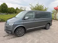 Gebraucht VW Multivan Highline 199 PS (146 kW) 2020 Grau Van / Kleinbus