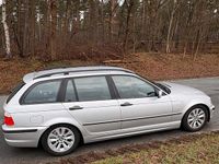 Gebraucht BMW 320 150 PS (110 kW) 2002 Silber Kombi