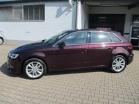 Gebraucht Audi A3 Ambiente 179 PS (131 kW) 2015 Violet Limousine