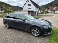 gebraucht Audi A4 2.0 TDI 140kW Standheizung