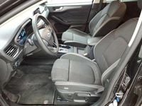 Gebraucht Ford Focus Cool & Connect 120 PS (88 kW) 2022 Agate black metallic Kombi